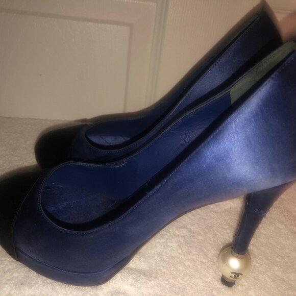 CHANEL Satin Pearl Embellished CC Logo Heels Pumps Shoes Black/blue - Picture 5 of 16